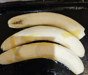 ripe bananas in the pan